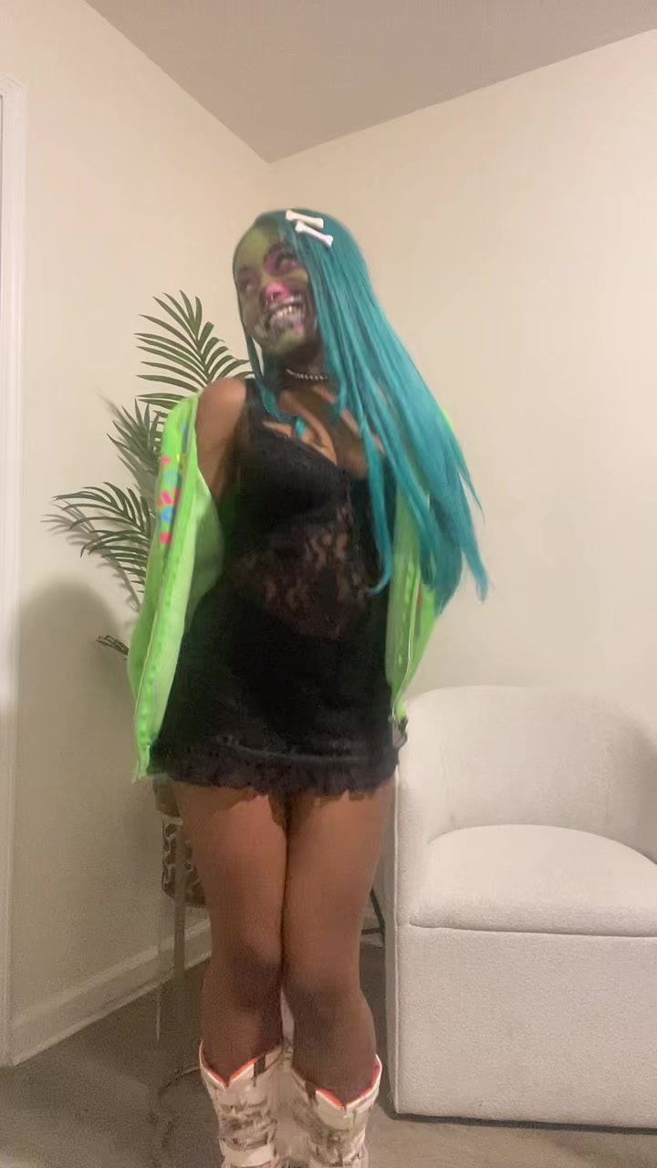 @farrah โห๐พห°