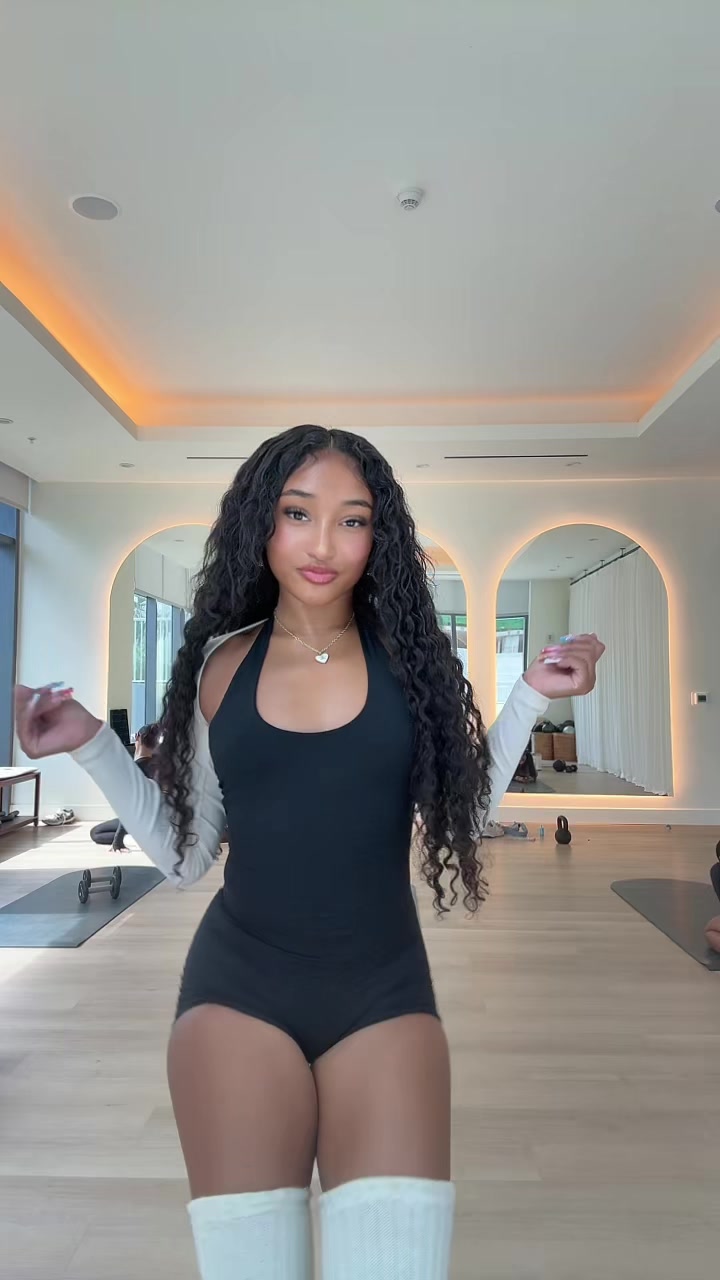 @mani ✨