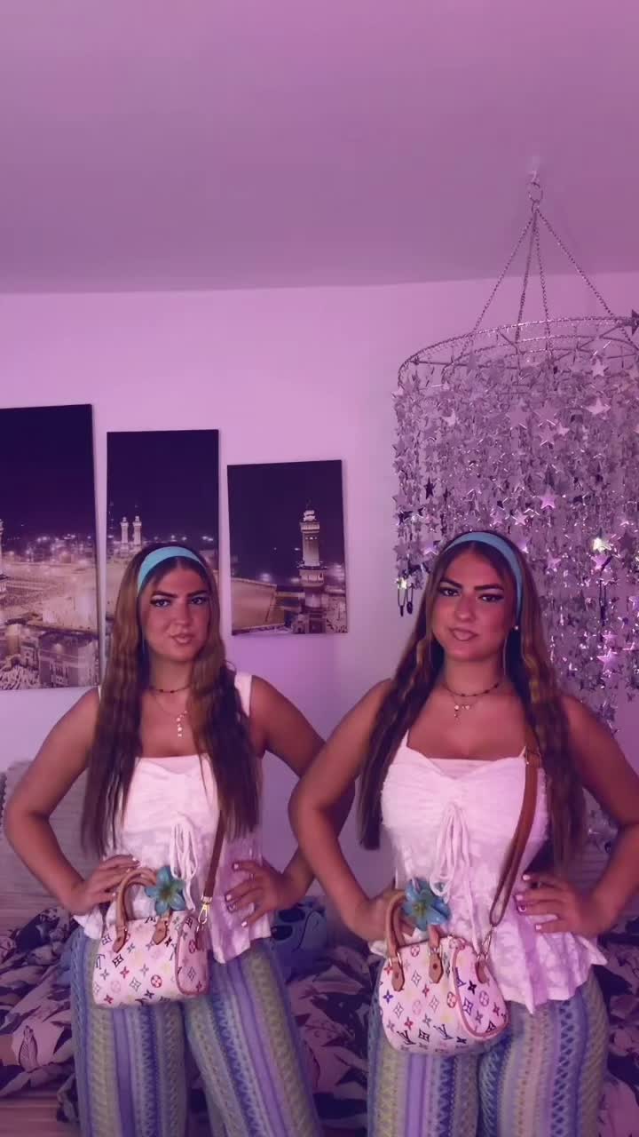 @Twinsss👯♀️