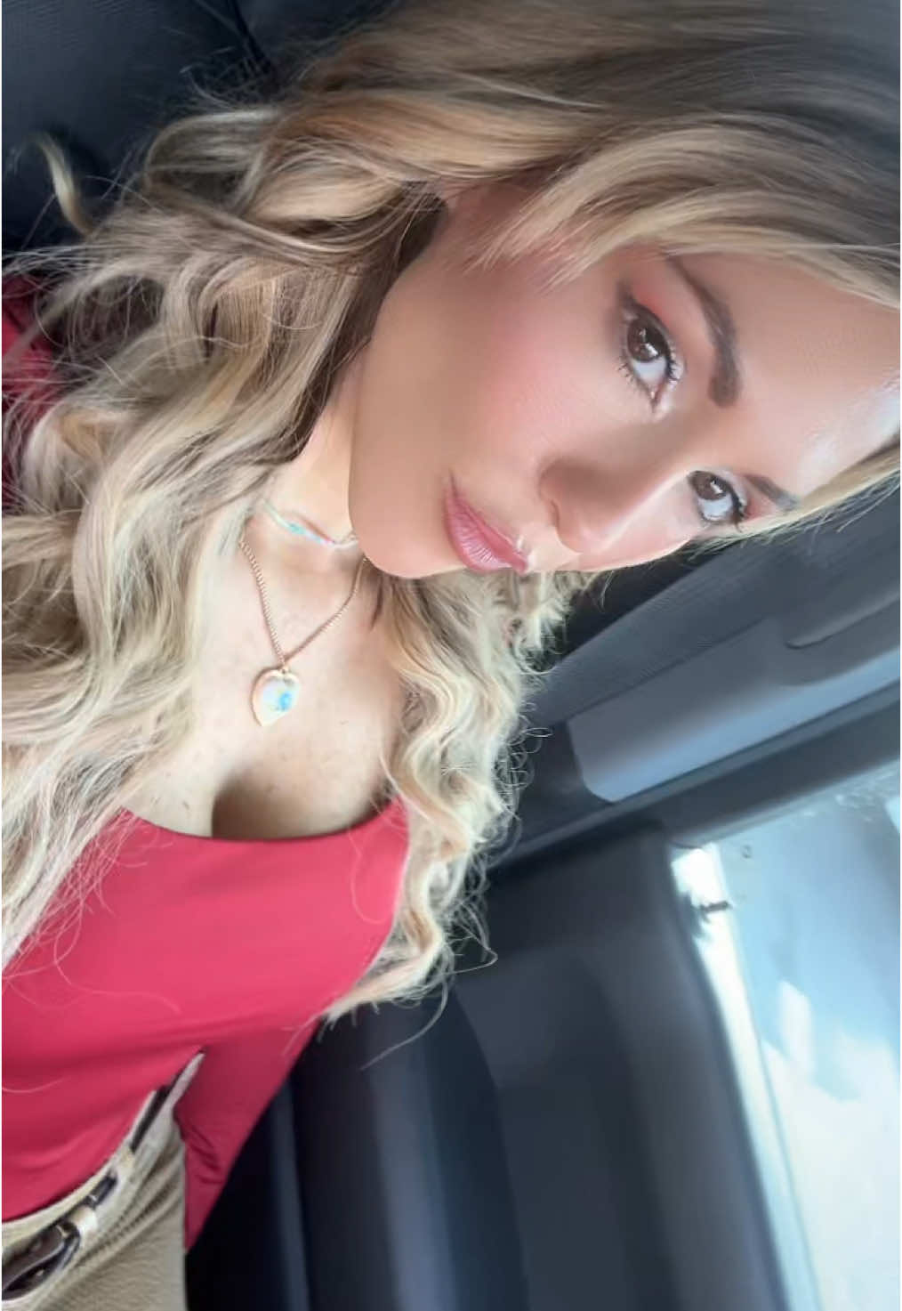 @crystalleechambers