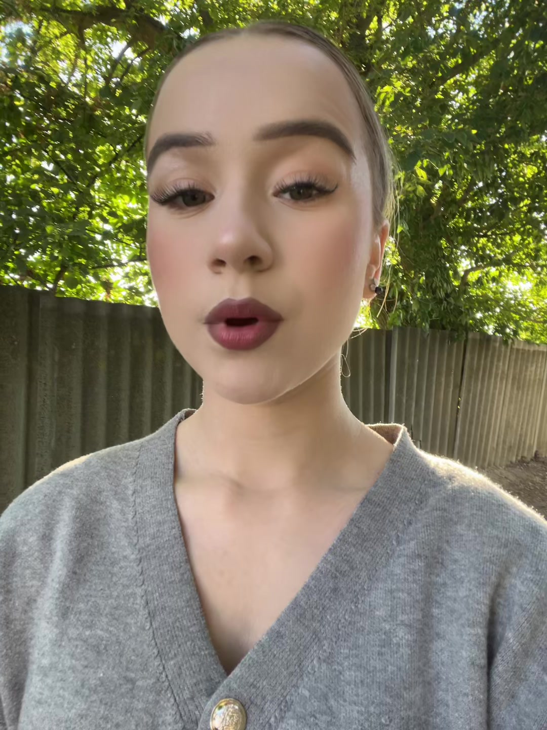 @➷︎