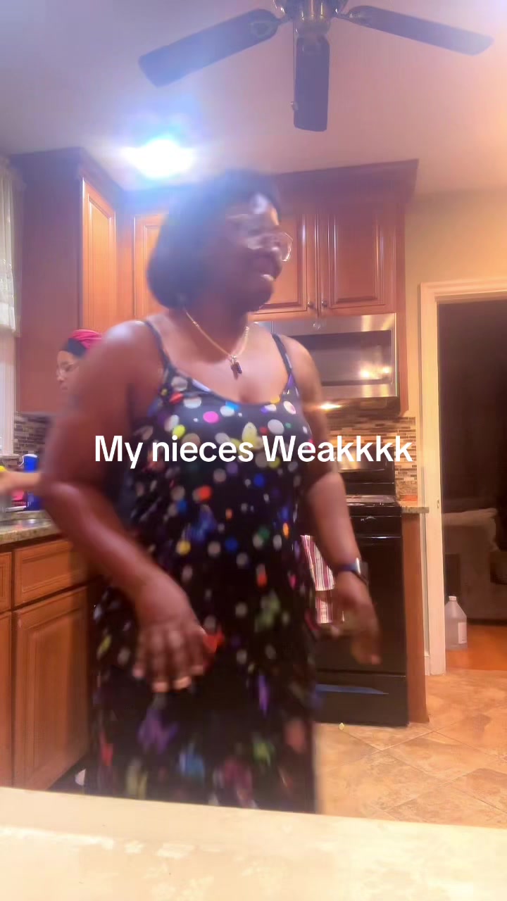 @8xMommaBear