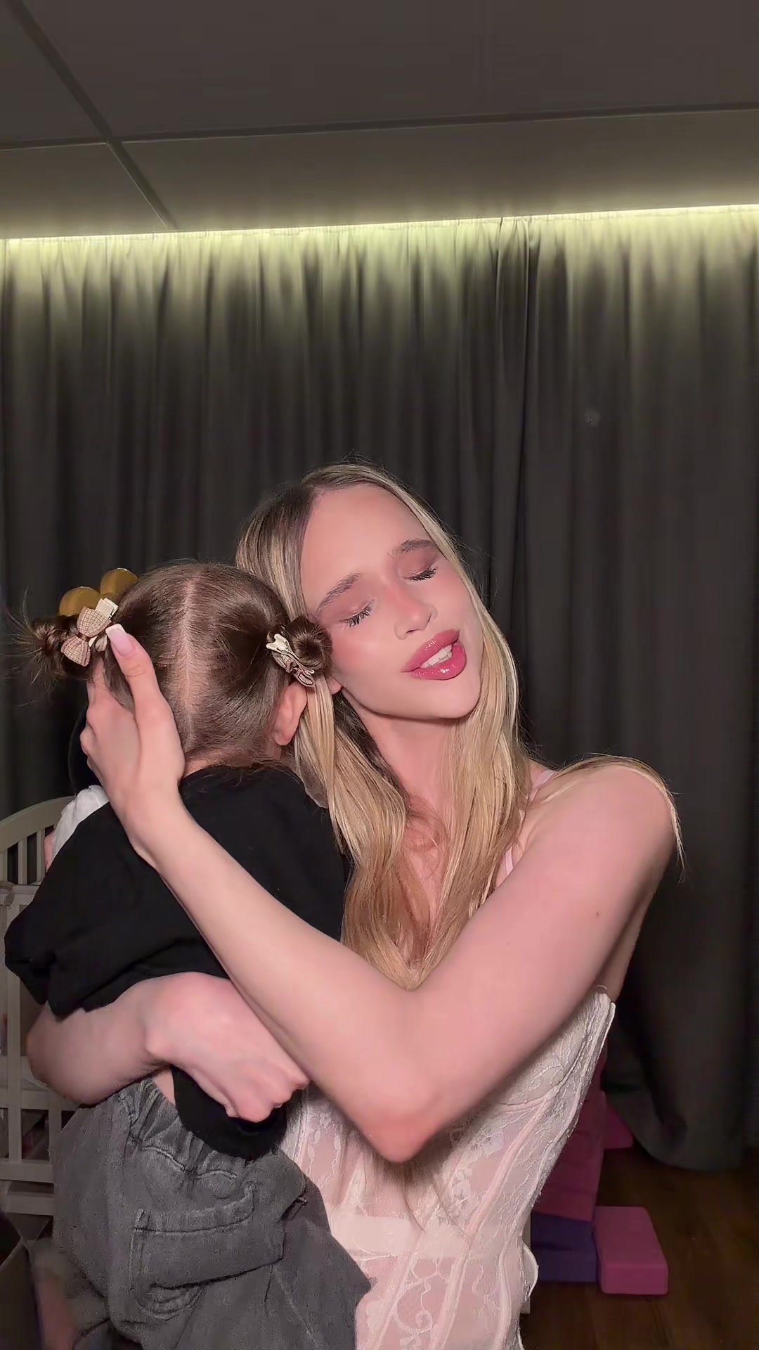 @Yulia
