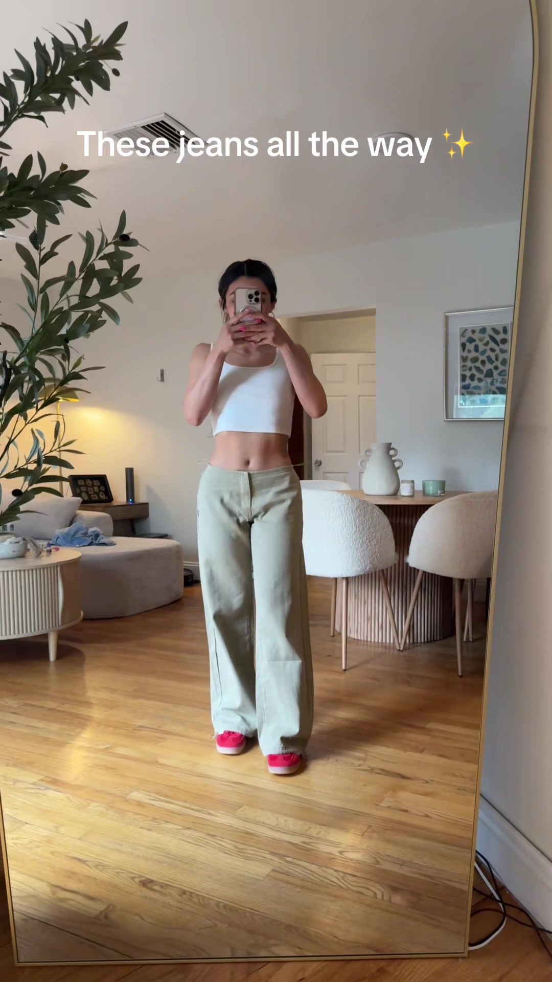 @Bella