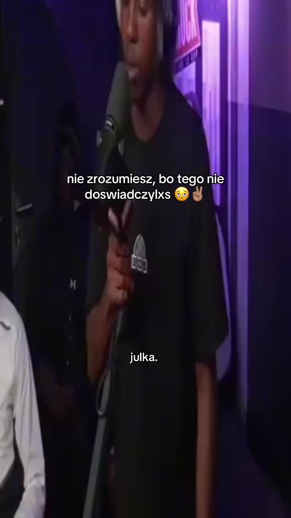 @julka.