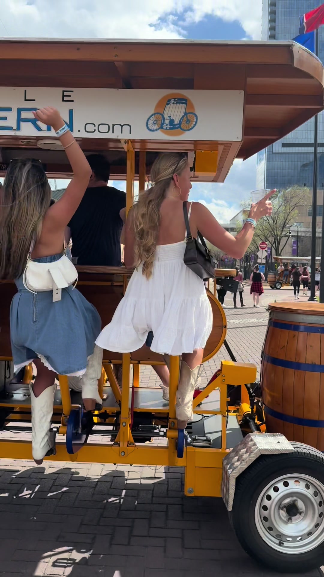 @Nashville Pedal Tavern