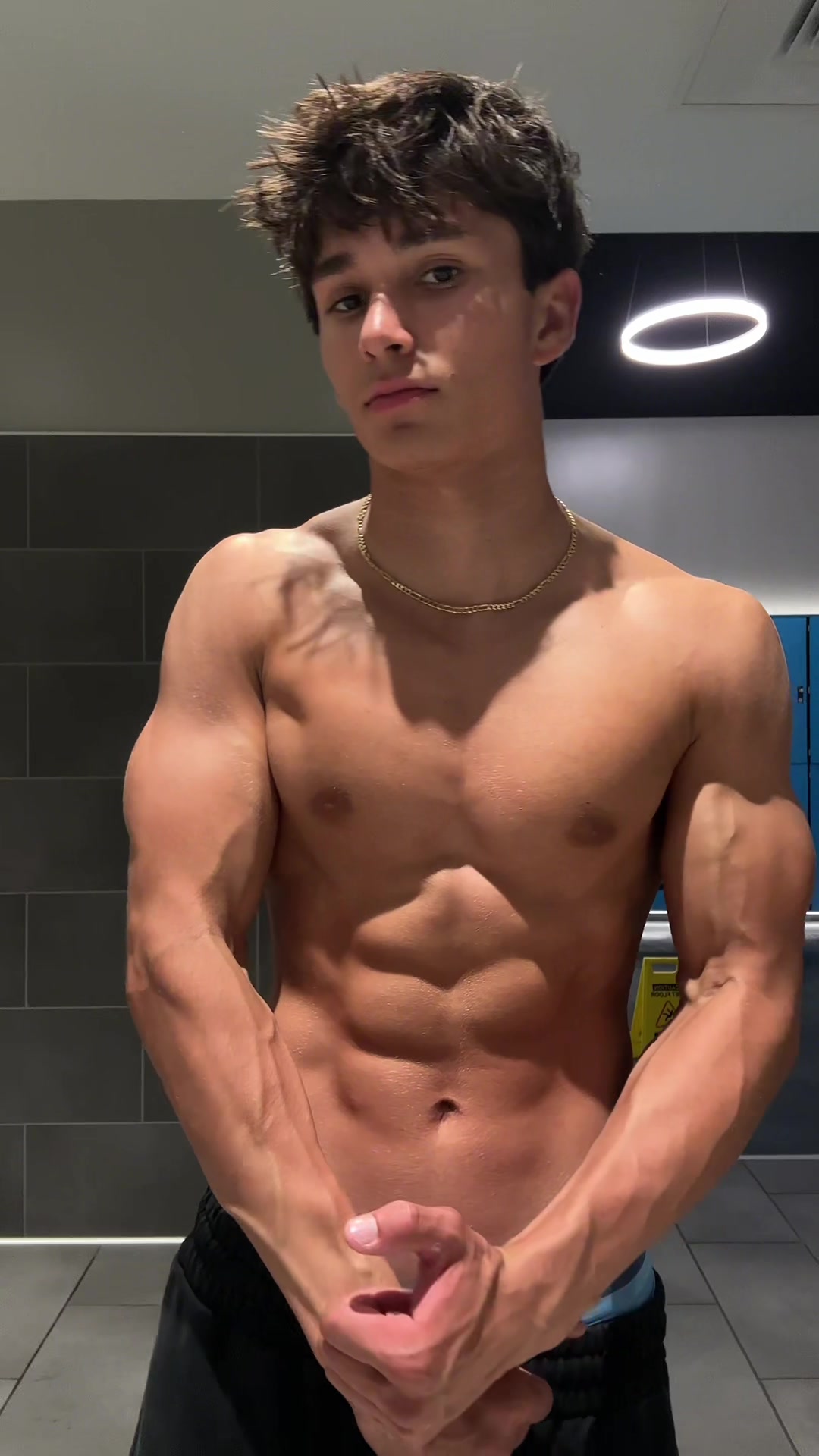 @Z