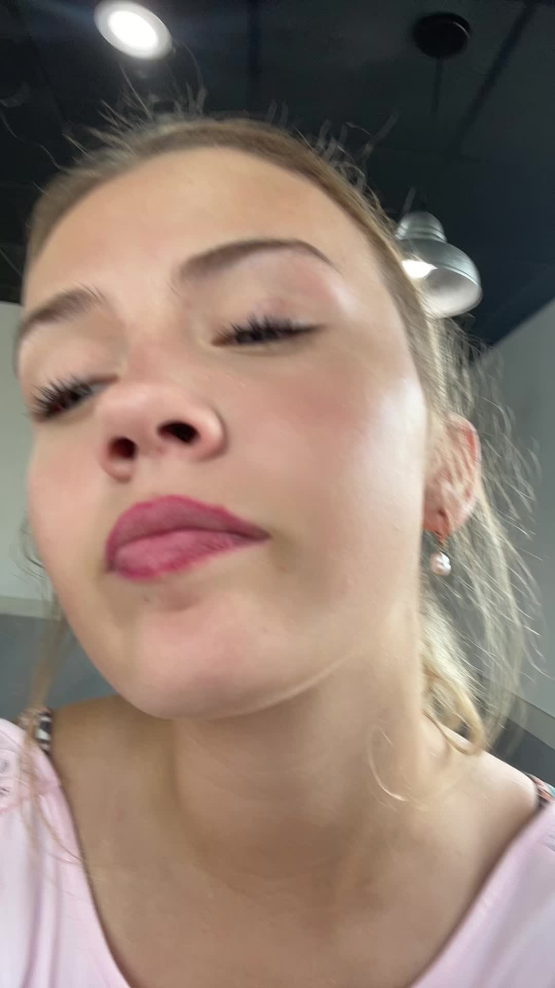@j
