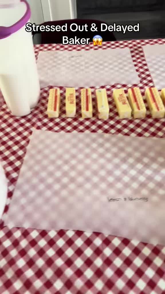 @SandyTheBaker