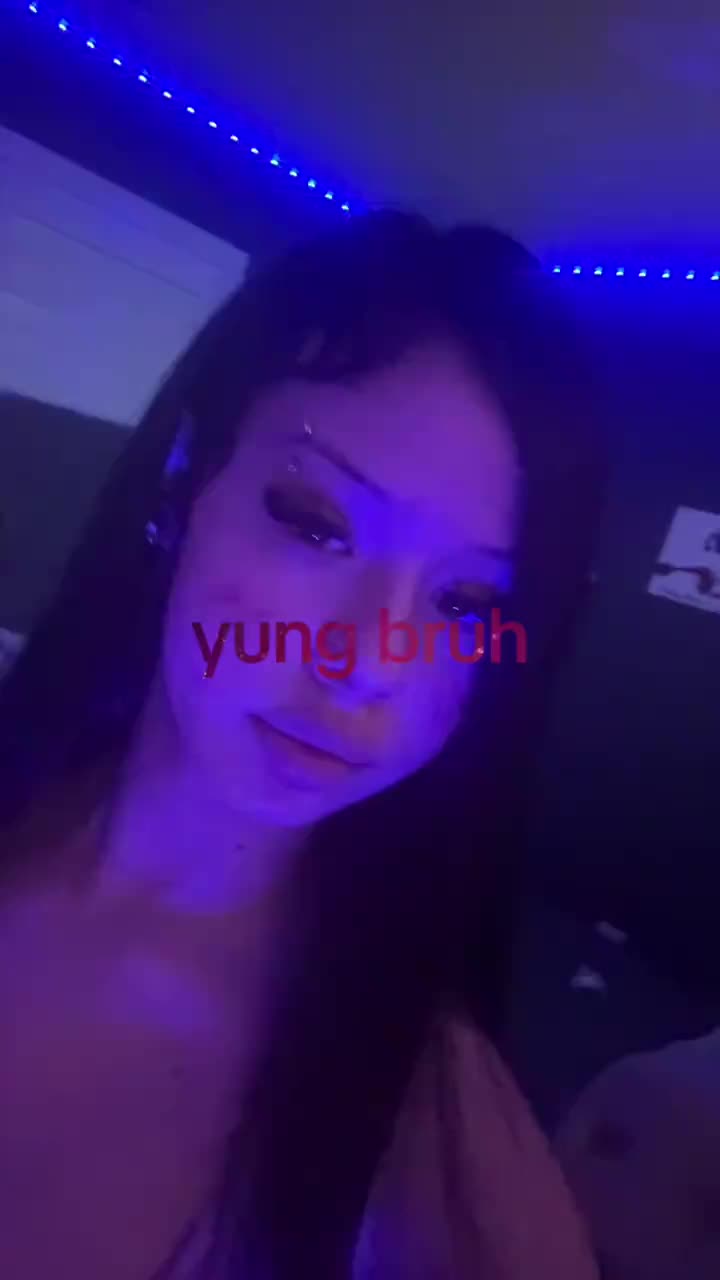 @⃟