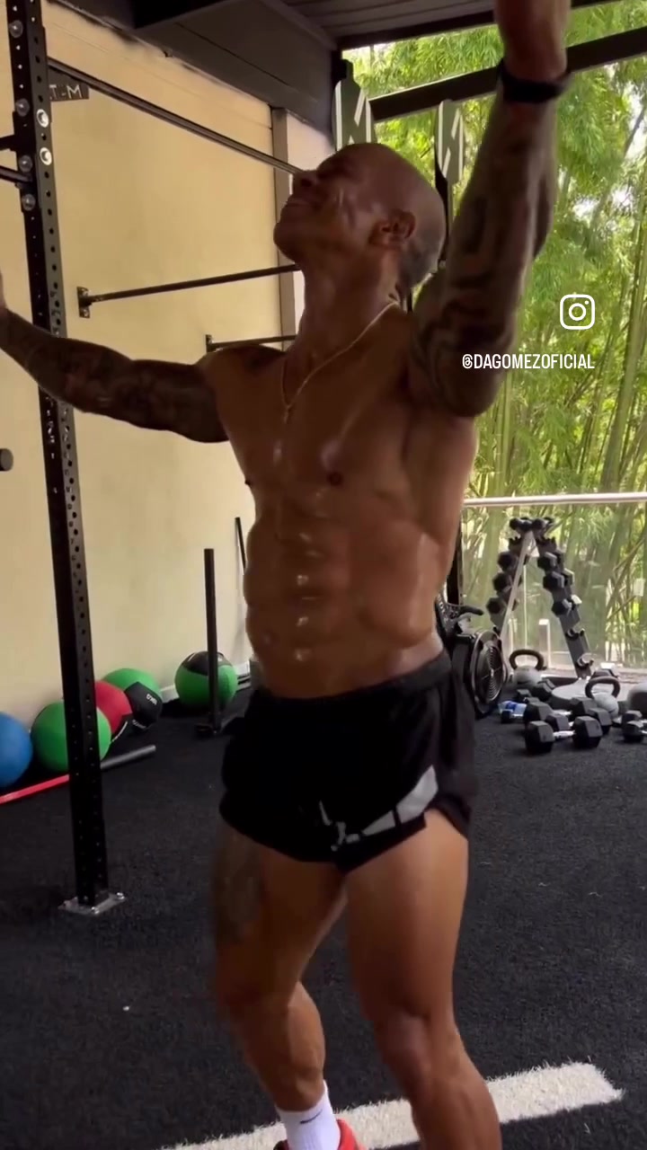 @GayMomentsTiktok