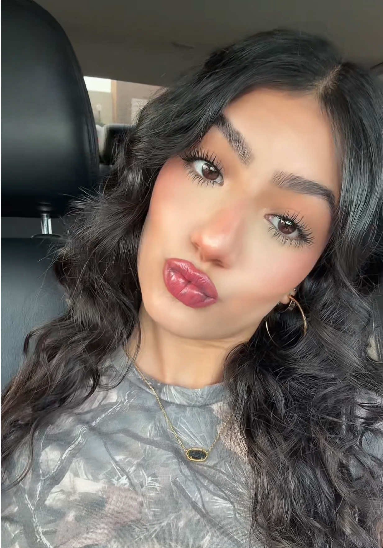@vaneeza