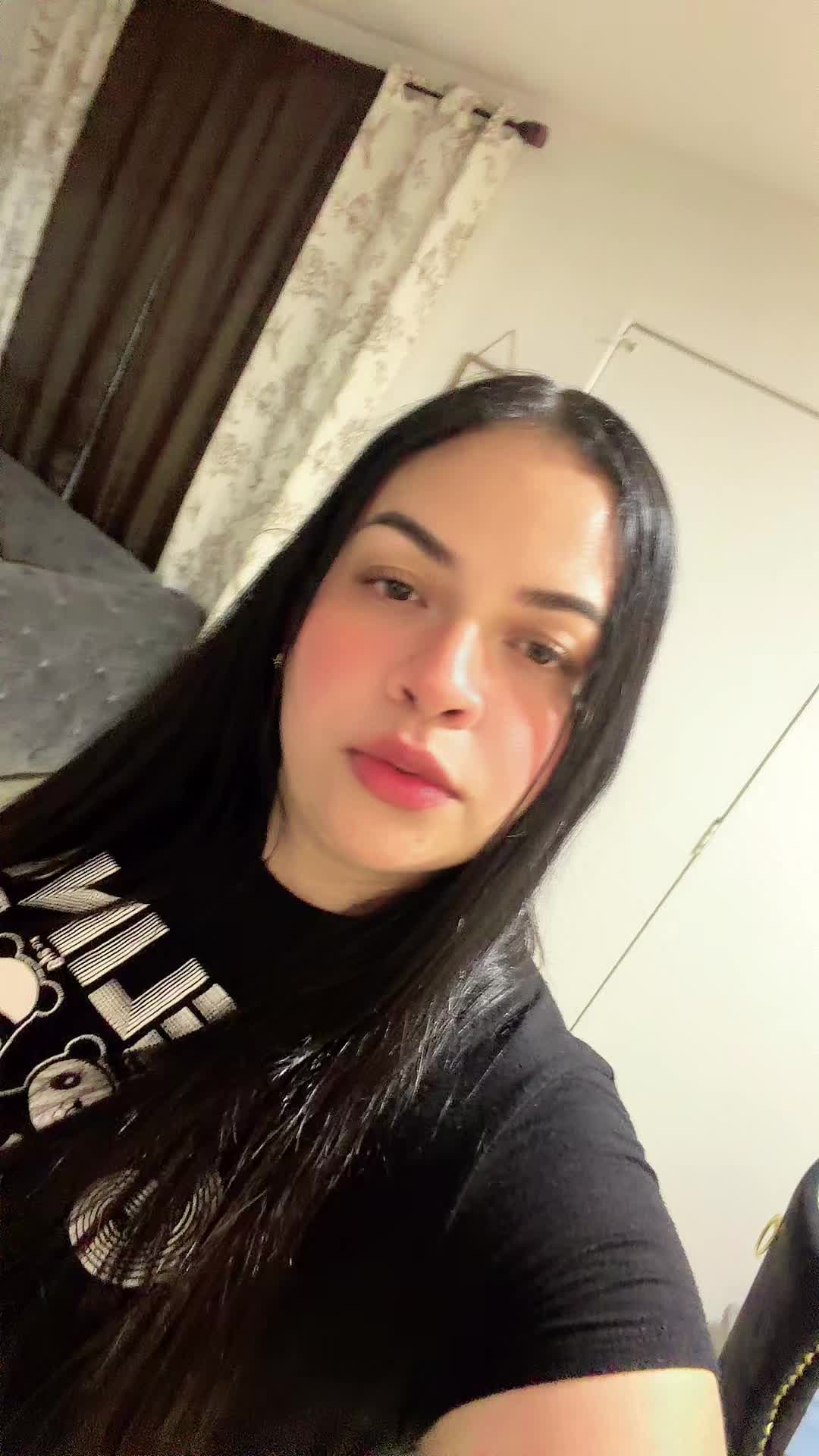 @Elisa🦋🌸🍒