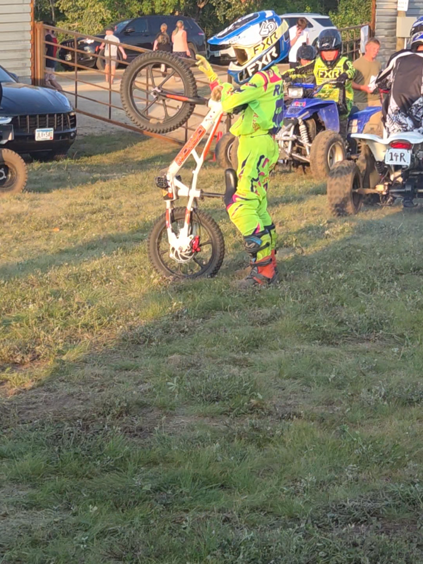 @Radekeracing