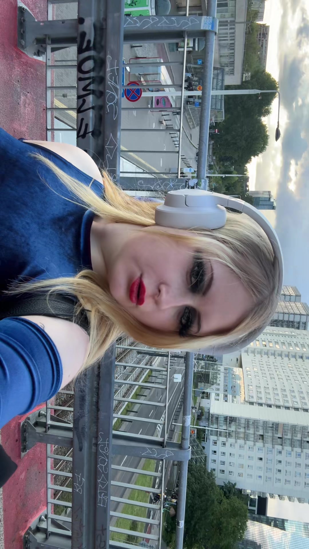 @racheladelrey