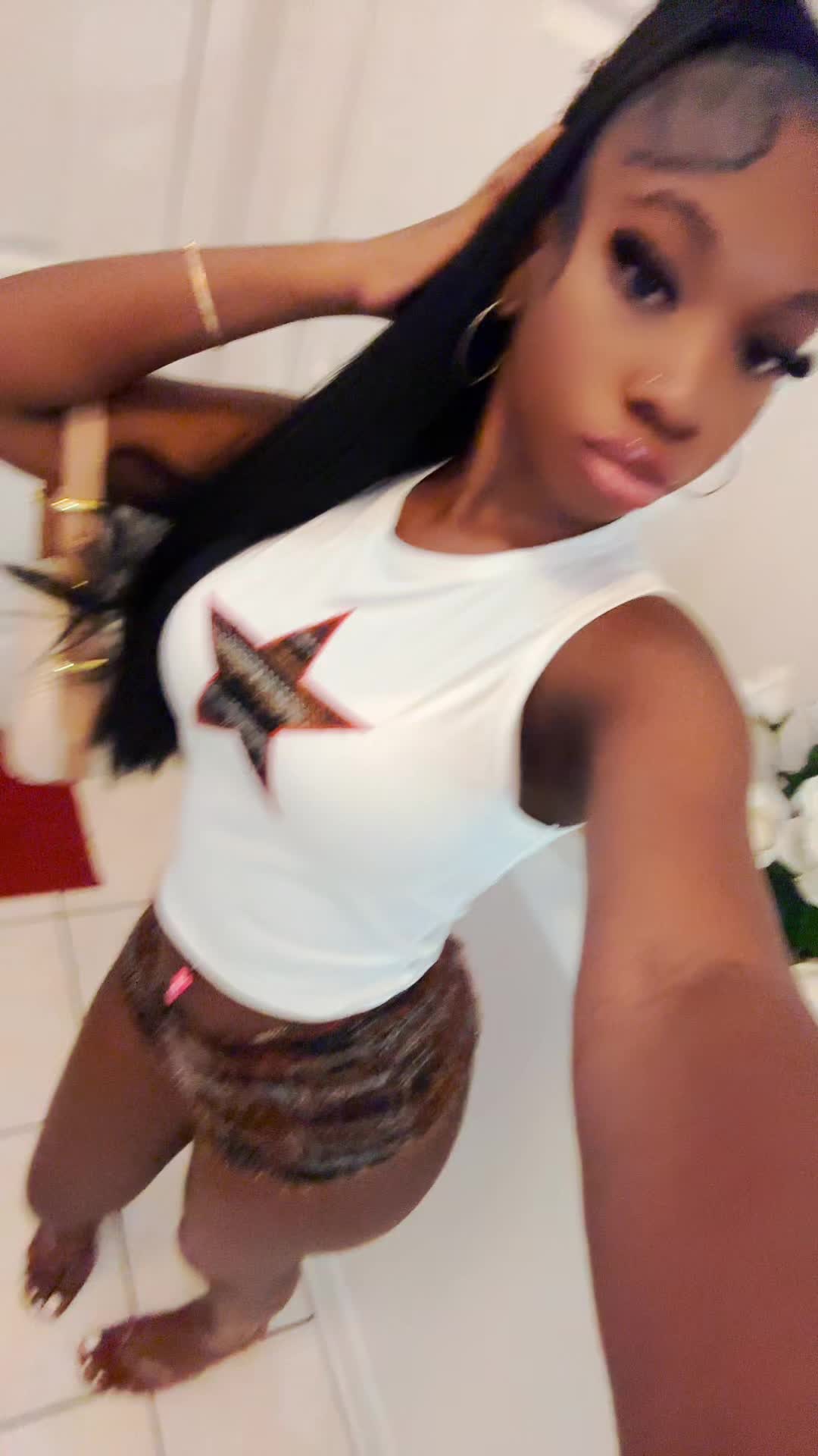 @zaniyah 🎀