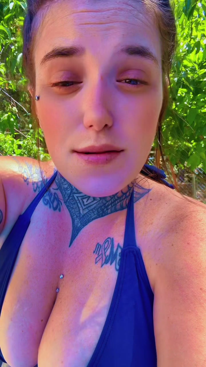 @💣Tatted_trainwreck💣