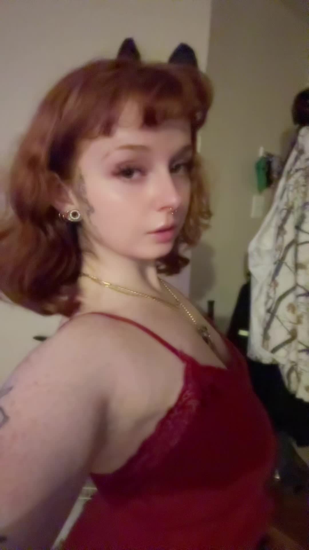 @redheadfoxgirl666