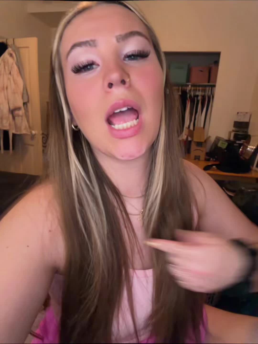 @lil