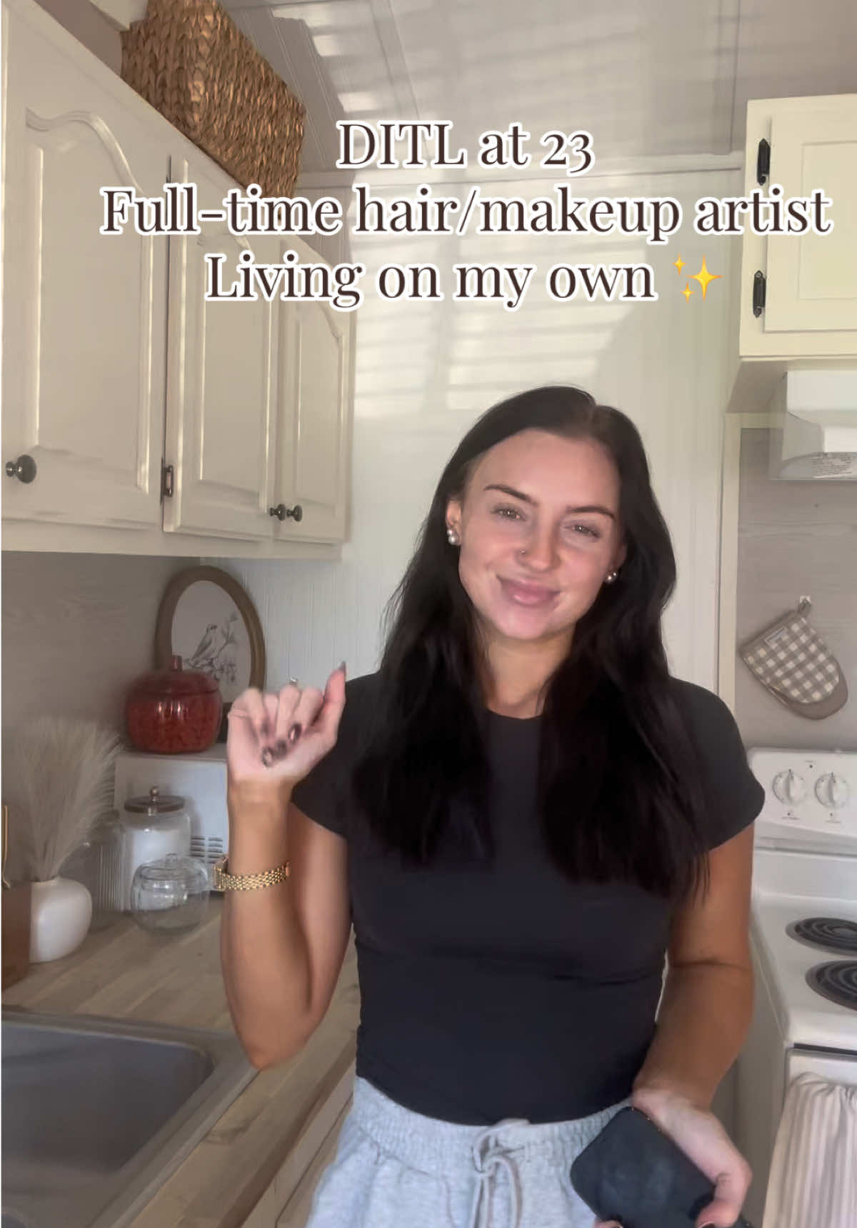 @Amberlyn Holifield|Travel HMUA