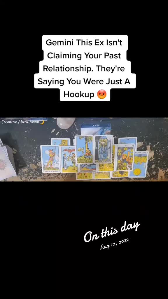 @Jasmine Alura Moon🌙🌻🦇