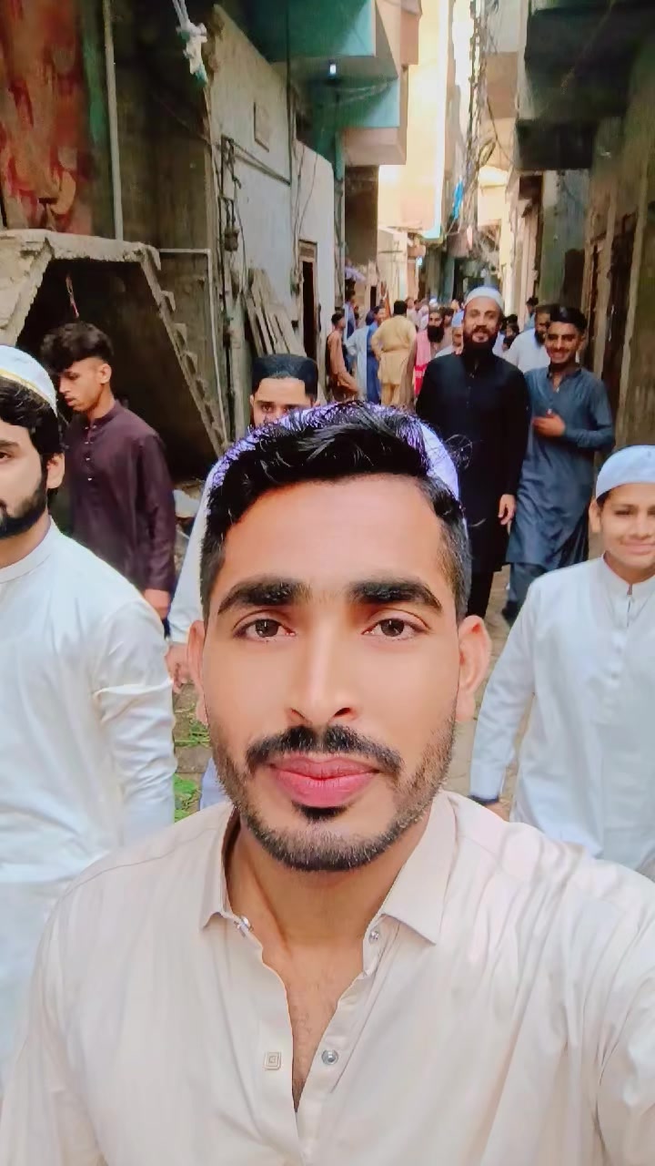 @Razdar_Khan