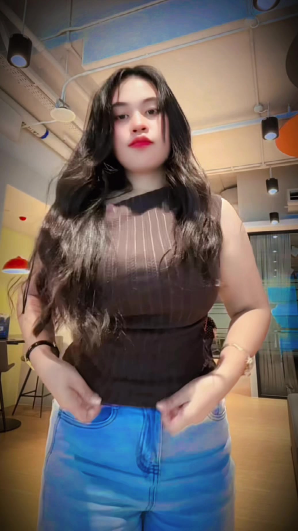 @ZclyN