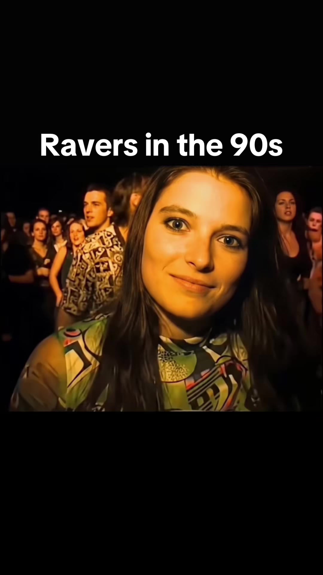 @No Phone 📵 Just Rave🕺
