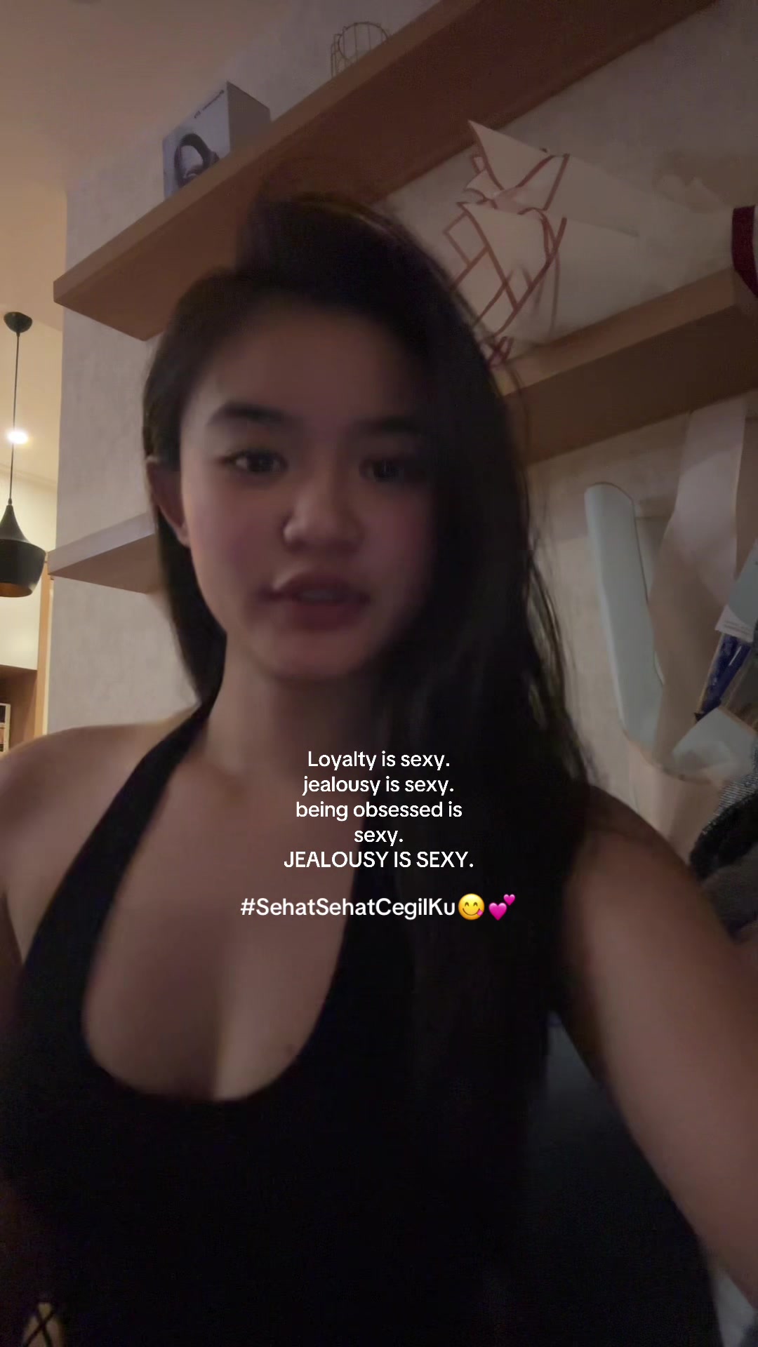 @aurelsyahiraaa
