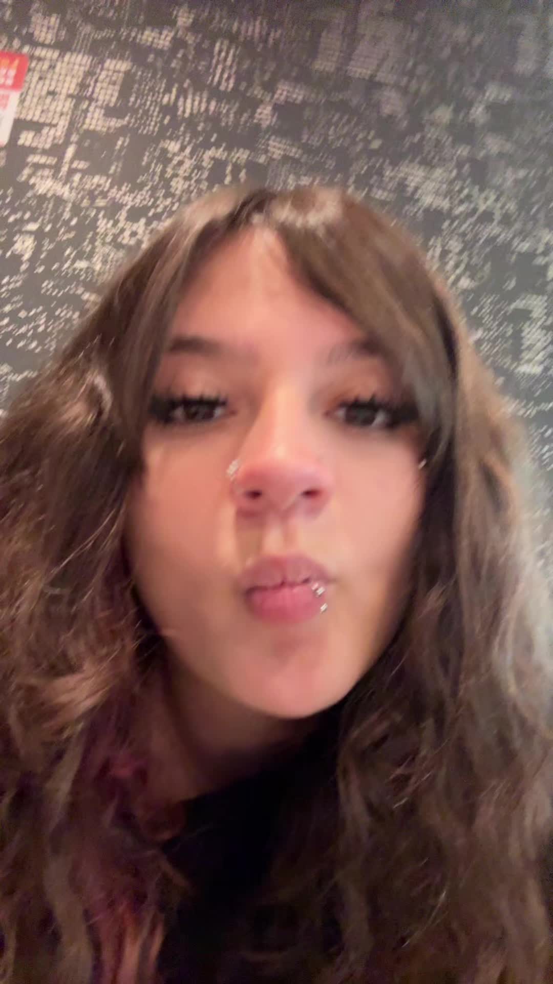 @jajaja