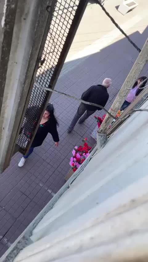 @Juanita Gallardo