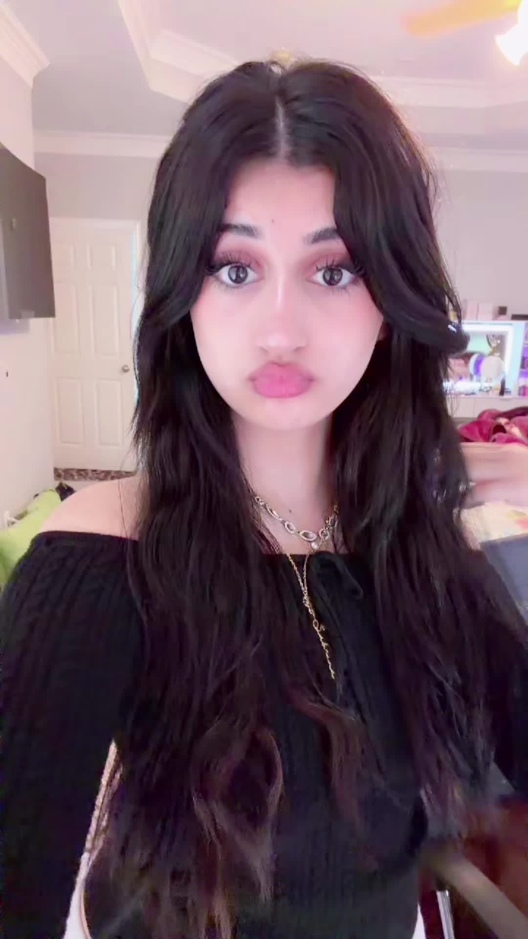 @$abrina