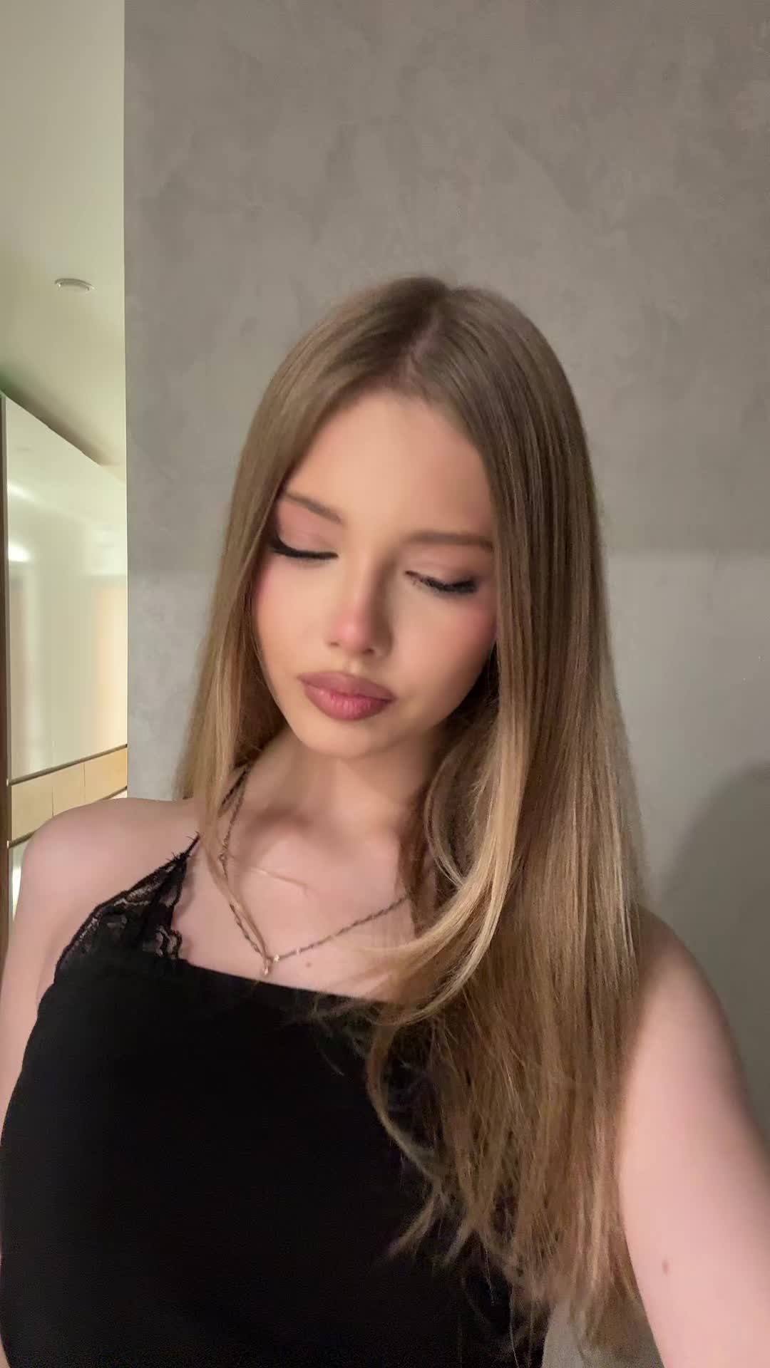@Á