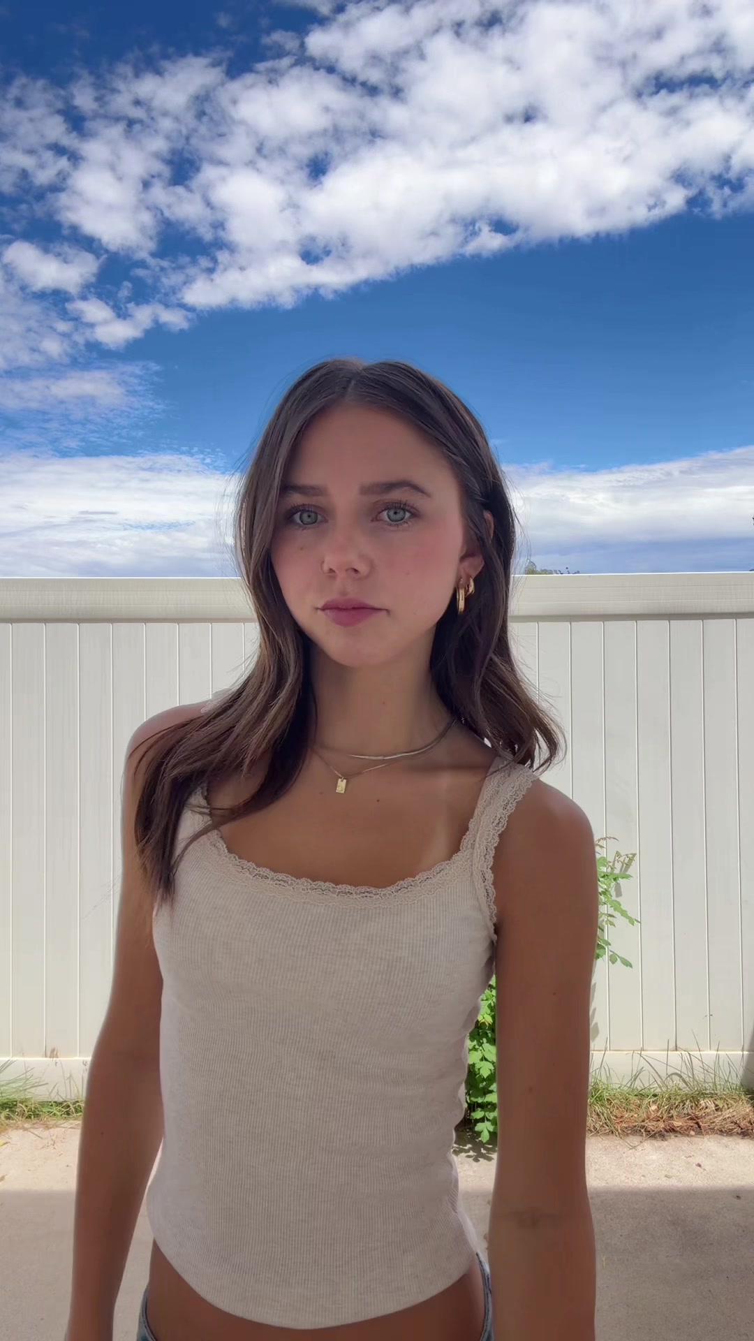 @chloenalani?