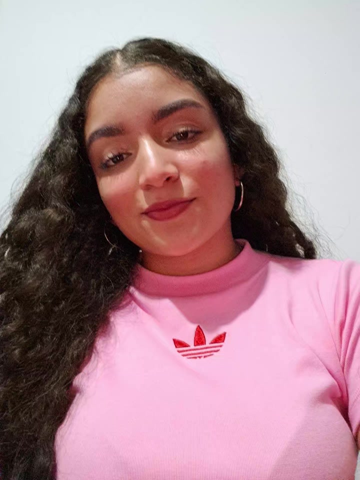 @aleja👩🏻&zwj;🌾⚡️