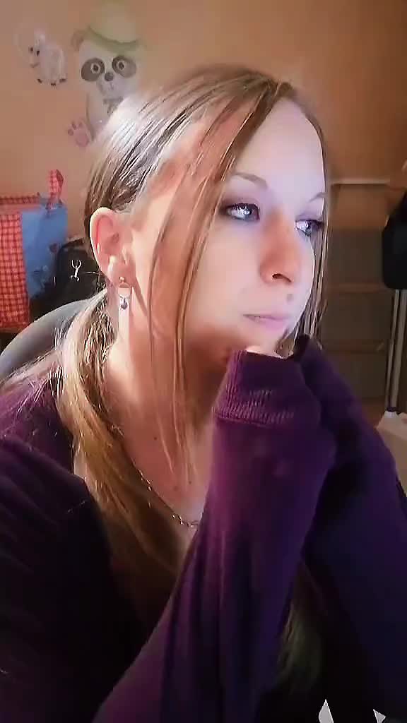 @Elise