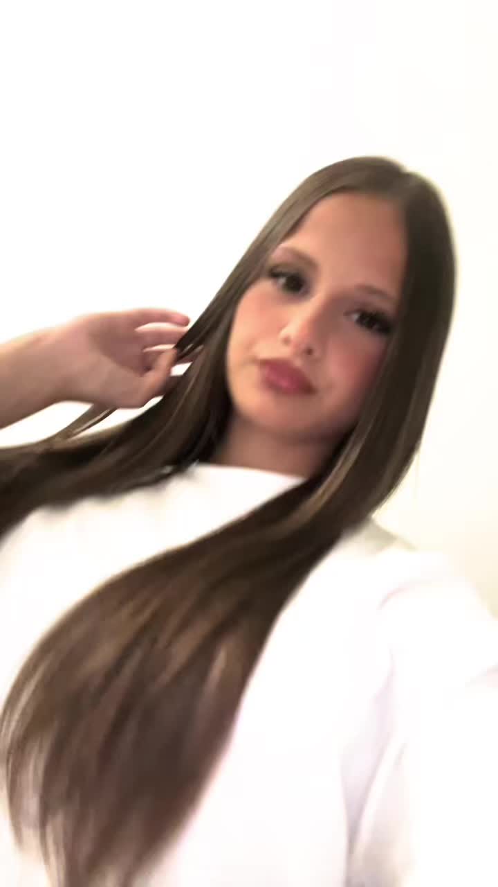@𝐟𝐥𝐚𝐯𝐢𝐚🩵
