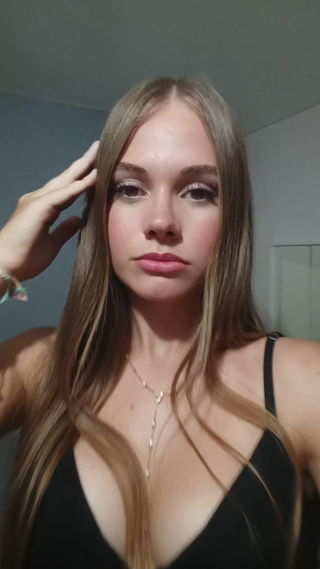 @charlotte_tmn18