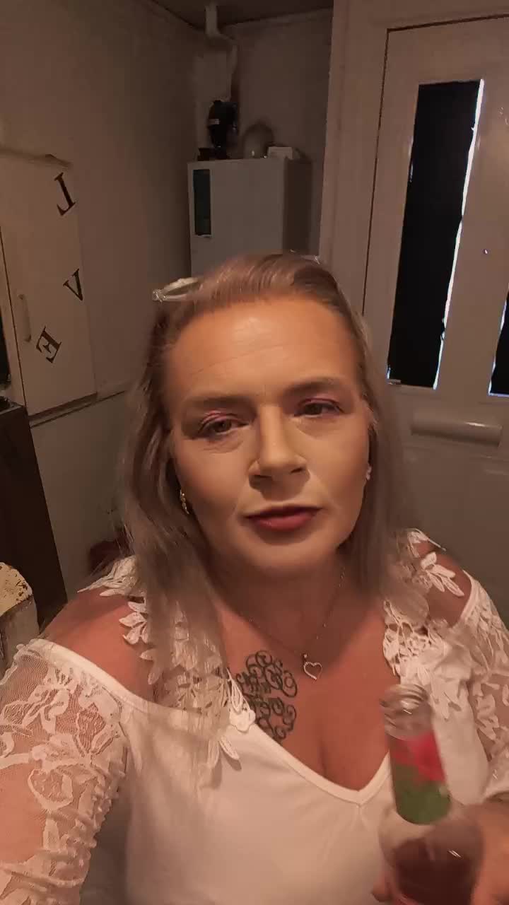 @sexybabeX143X