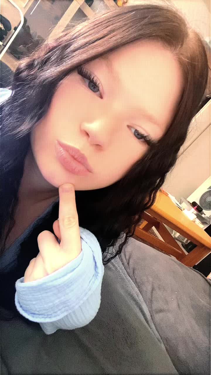@Leonie