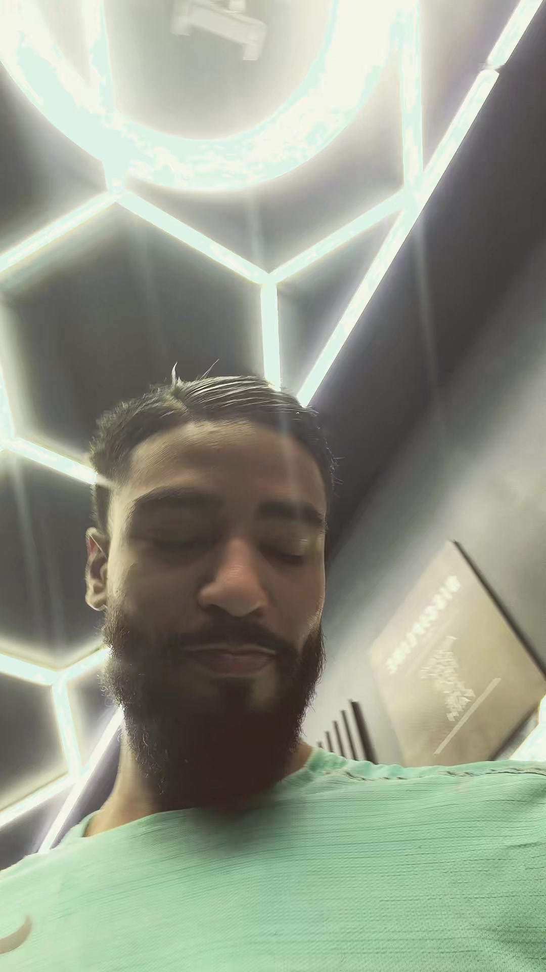 @Barber Cazza