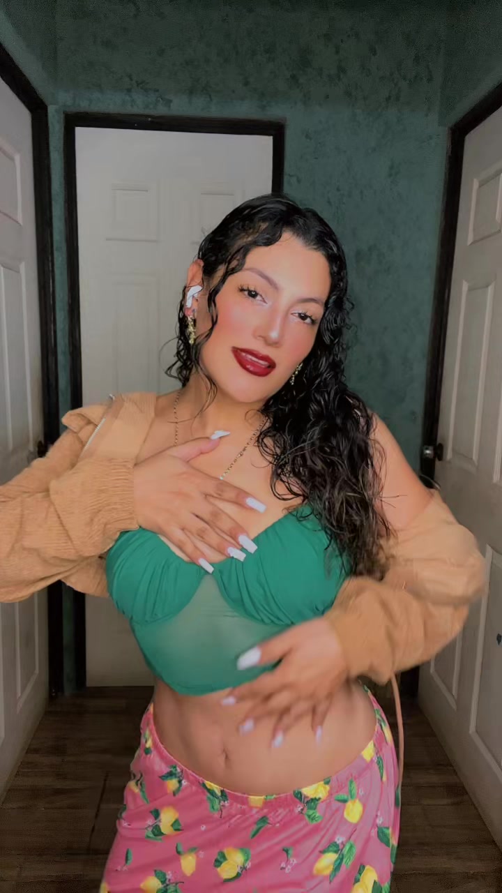 @Alejandra Ramirez☀️