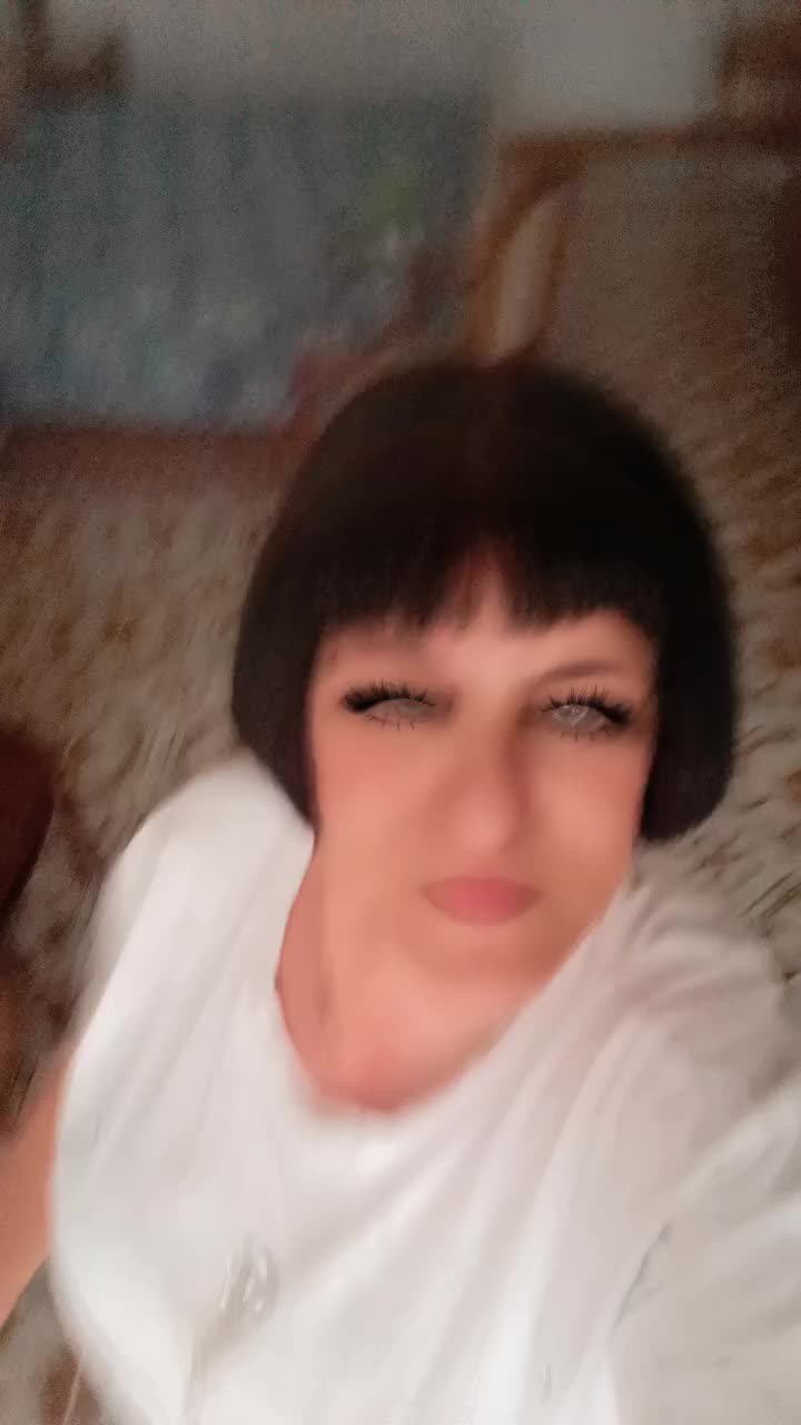 @isabella
