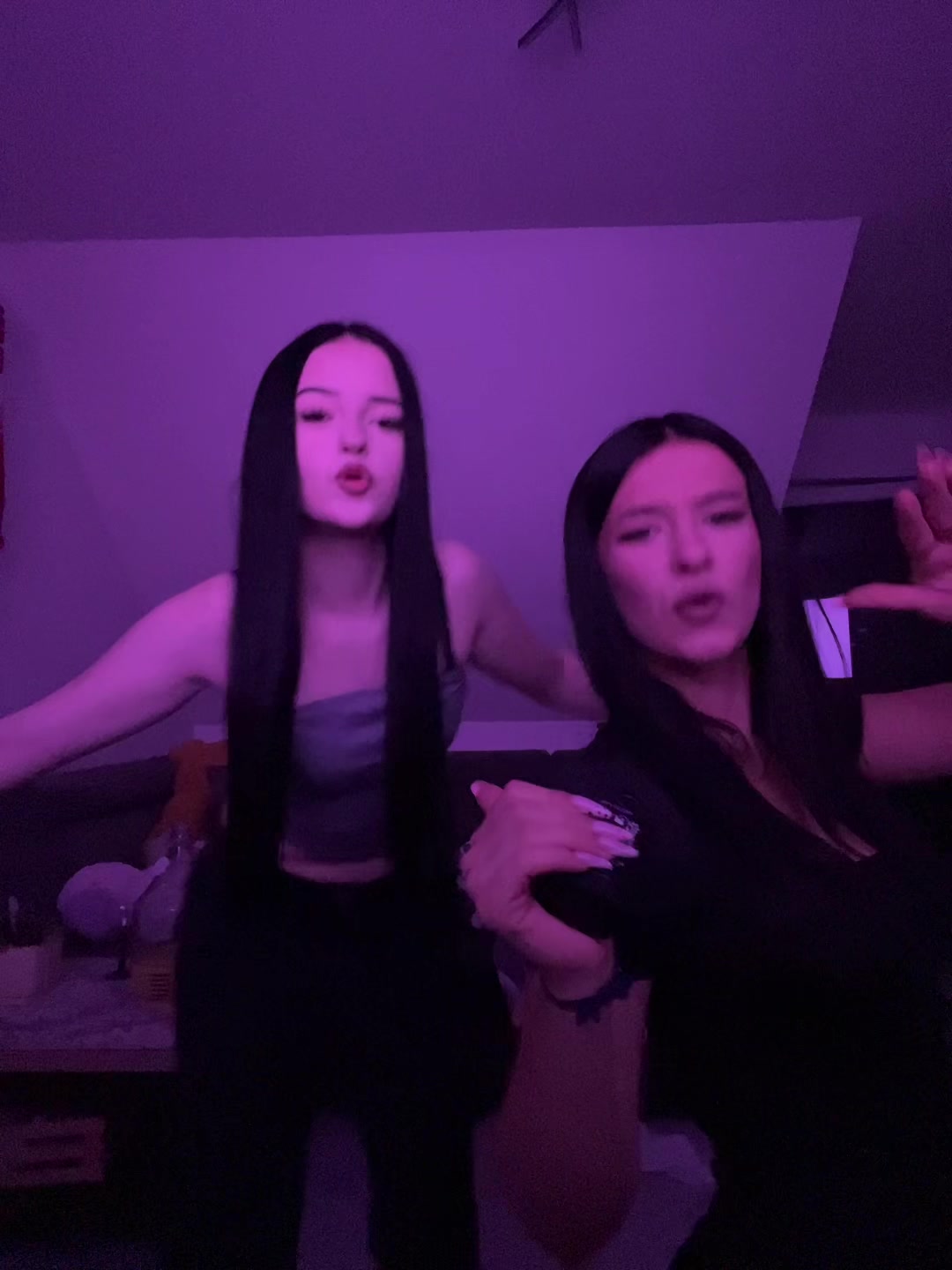 @juicy$$twins