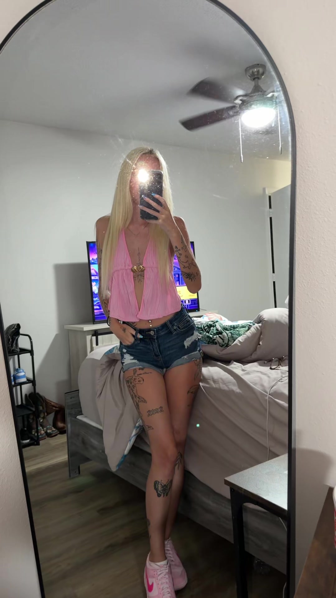 @Tattedblondebabe