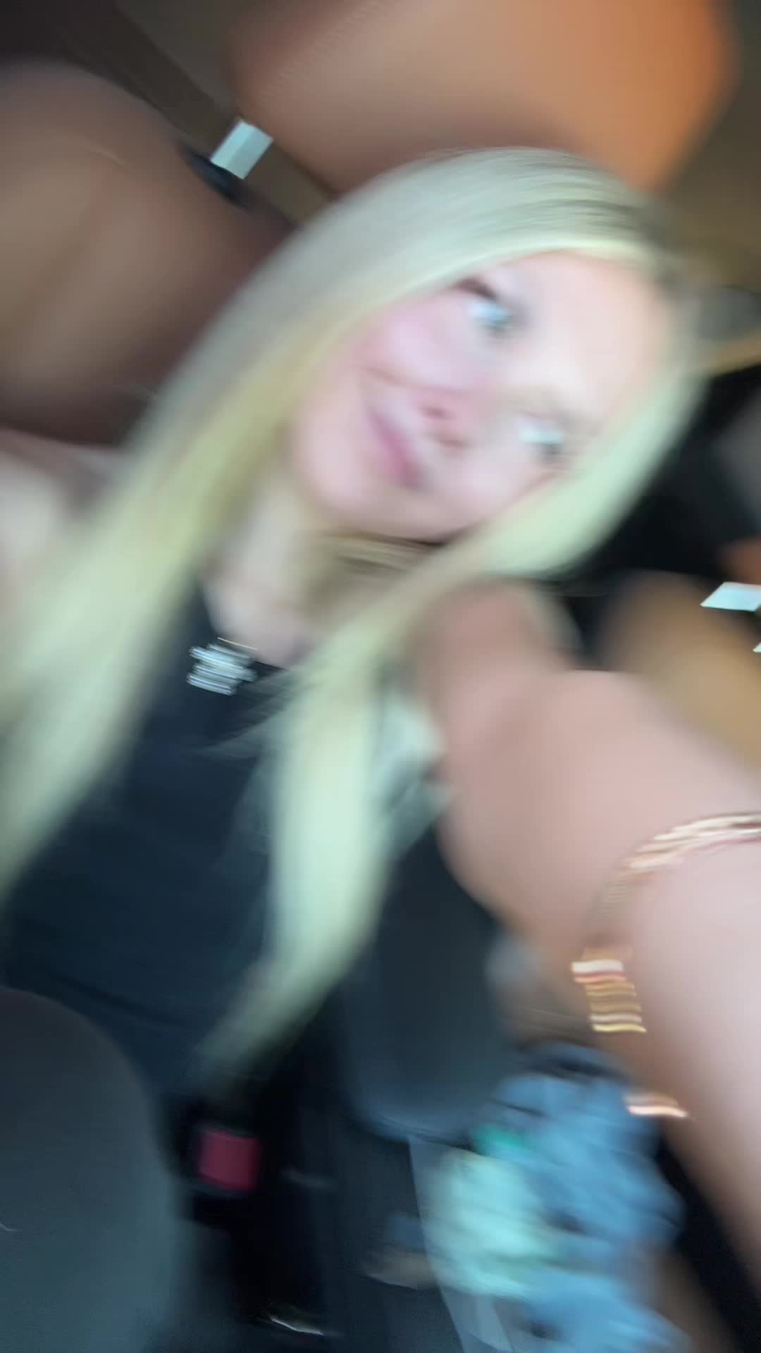 @caylee