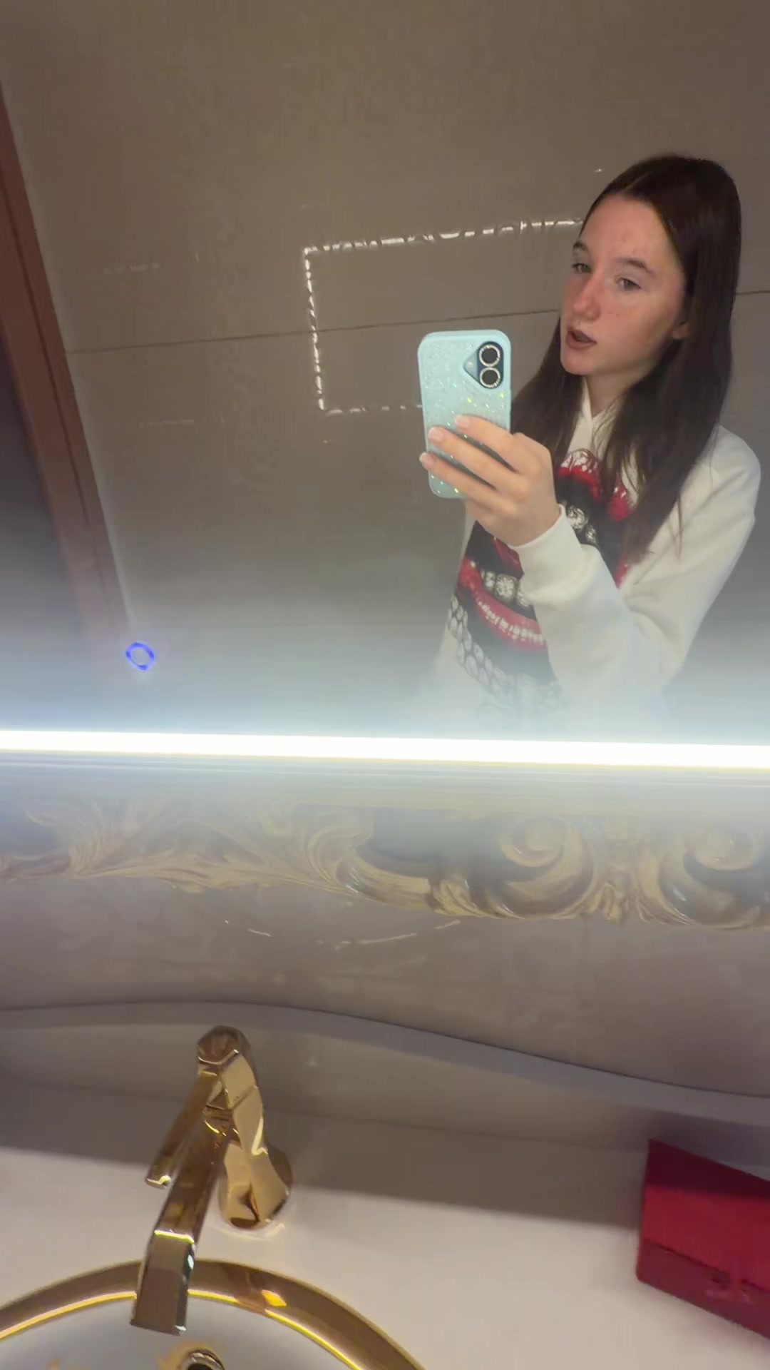 @Alessandra3