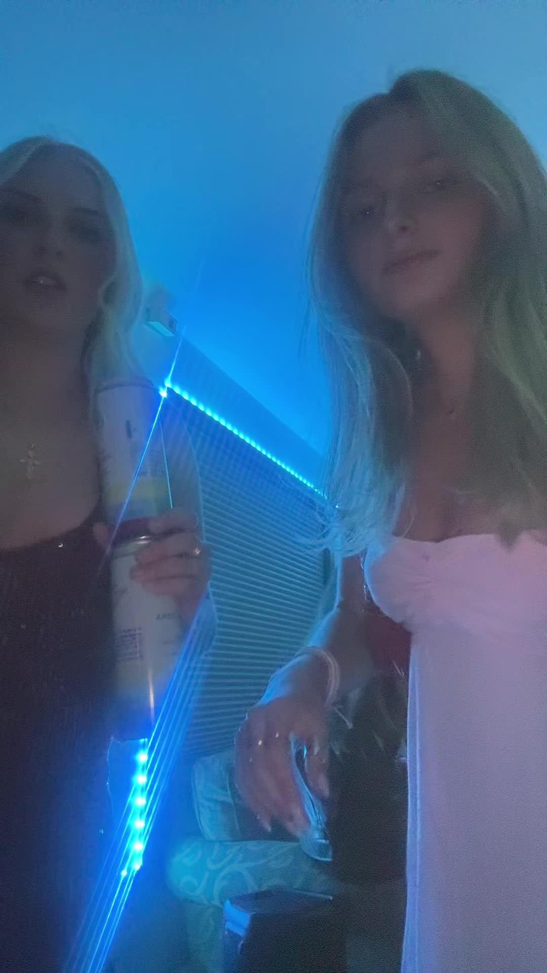 @Caroline