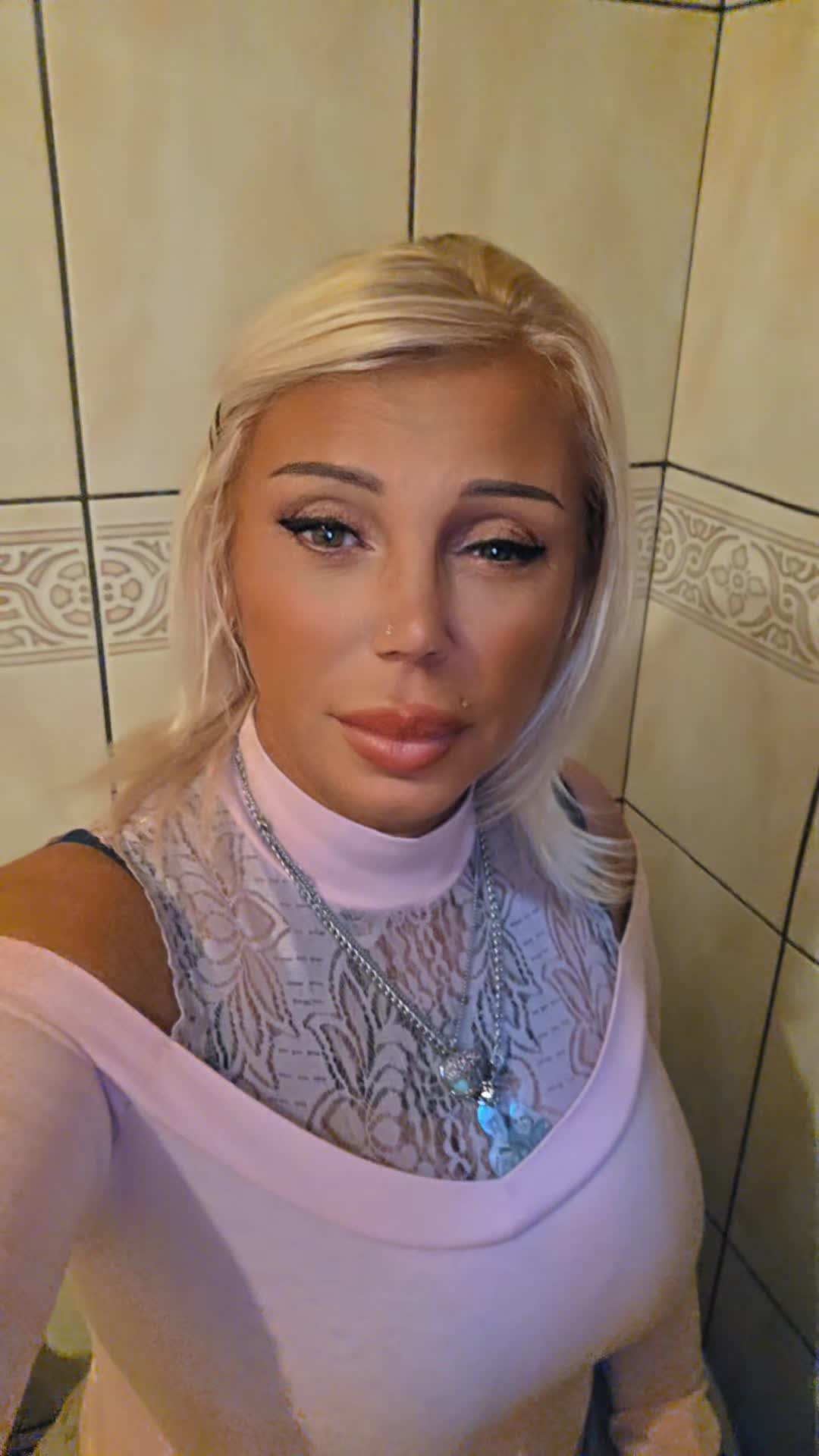 @Isabelle Salmon