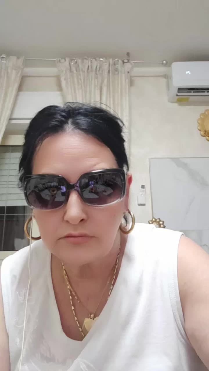 @la mamma di tik tok